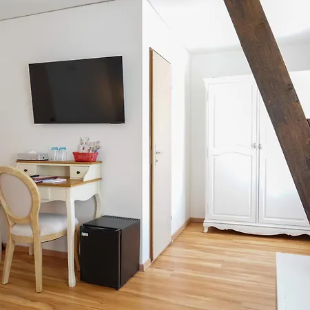 Hotel Weisses Kreuz-3
